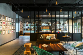 MOXY Tokyo Kinshicho